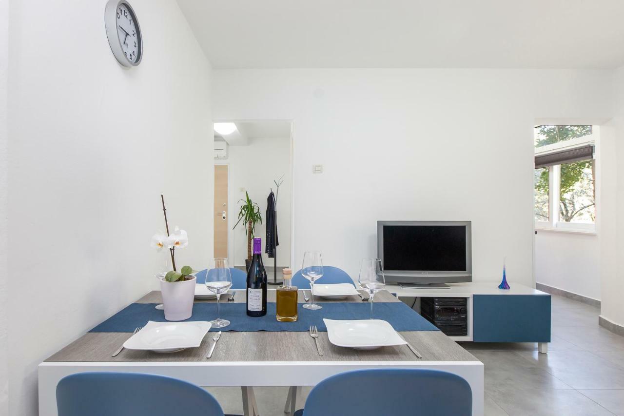 Apartment Dora Rabac Eksteriør billede